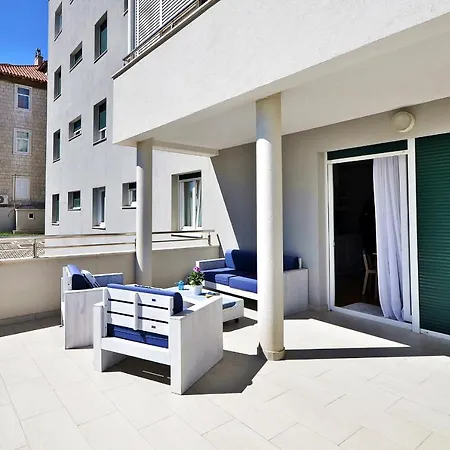 Veduta Luxury * سبليت